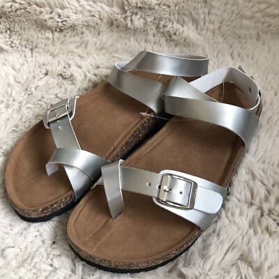 NEU Damen-Sandalen silberfarben UK 4 offene Zehenpartie flach Sommer Urlaub Strand