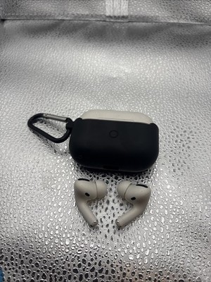 Apple AirPods Pro 1st Gen w/ Wireless Charging Case ANC Earbuds