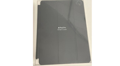 New in box Apple - Smart Cover for Apple 10.5'' iPad Pro
