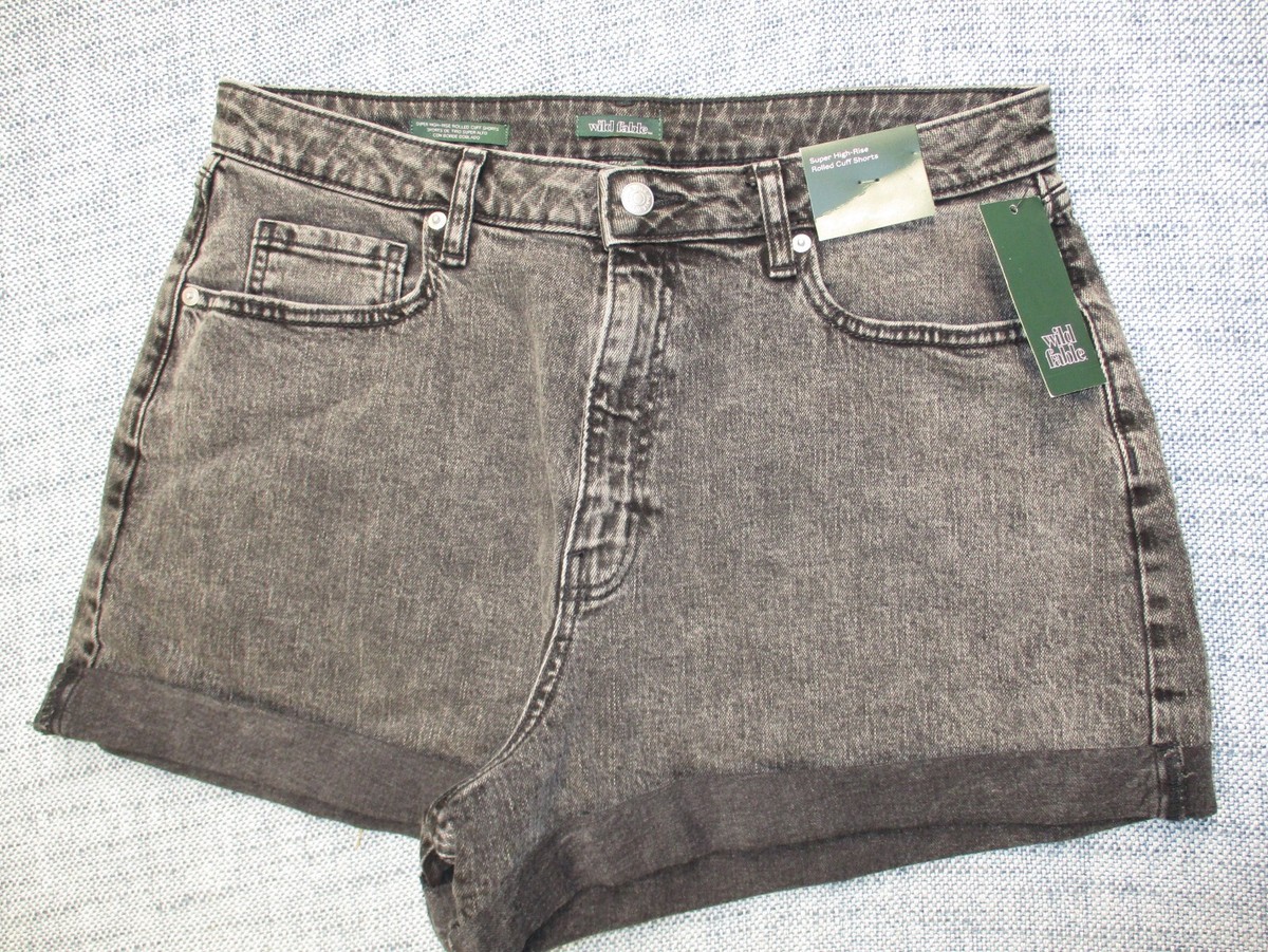 NEW Wild Fable Super High-Rise Rolled Cuff Shorts Size 12 Black