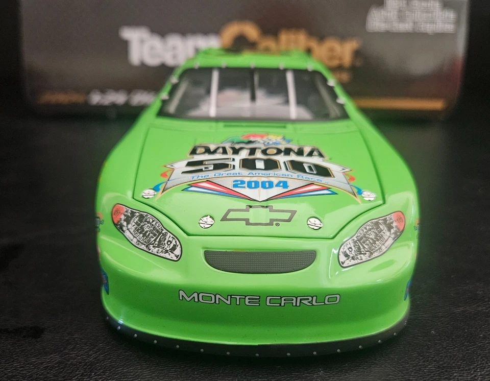 1:24 2004 Goofy Daytona 500 Chevy Monte Carlo Team Caliber Owners #993 of 3,120 - Image 2 of 4