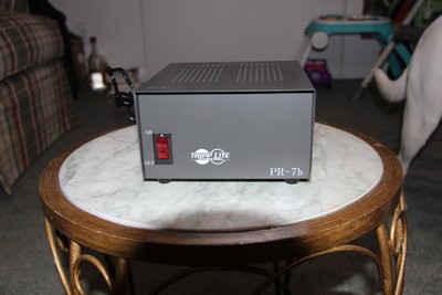 Tripp lite DC power supply