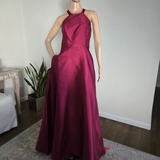 Womens Gown NWT Size 6 by Alfred Sung with 2 side pockets