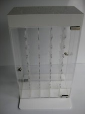 Acrylglas Vitrine / Sammler Vitrine abschließbar. 