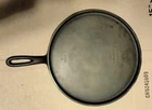 Vintage Wagner Ware Sydney -O-  1109D  (10 1/4") Round Griddle