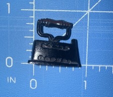 VINTAGE IRON FOR MINIATURE DOLLHOUSE OR ROOM BOX