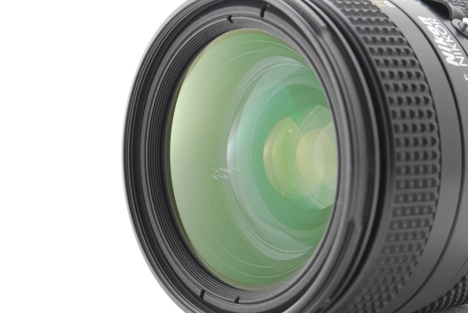 Nikon AF Zoom Nikkor 35-70mm f2.8 D Wide Angle Zoom Lens 【Near MINT】 From Japan - Image 2 of 4