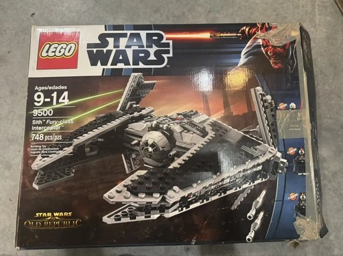 LEGO Star Wars: Sith Fury-class Interceptor 9500 Retired Hard to Find Set