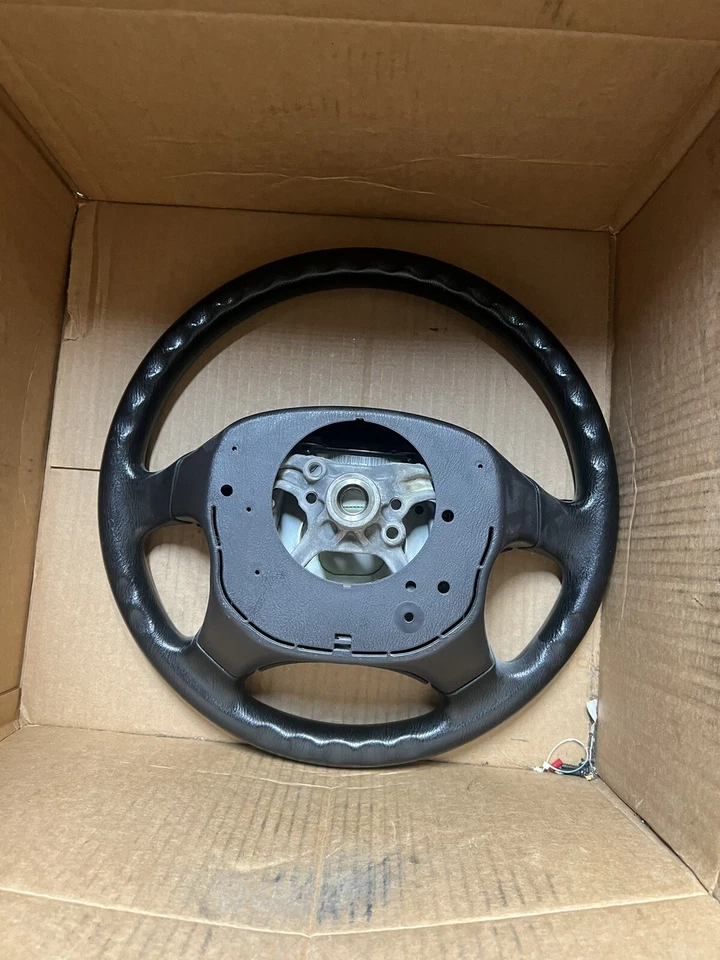 Volante Subaru Outback Legacy 2001 2002 2003 2004 crucero negro Foto 2 de 4