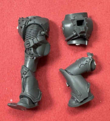 Kaiserkinder Chaos Marine Peiniger & Infraktoren TORSO & BEINE (E) - 40k
