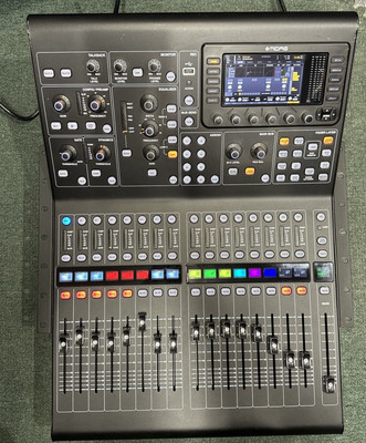 MIDAS M32R LIVE 40 Input Channel Digital Mixing Console With Power Cord