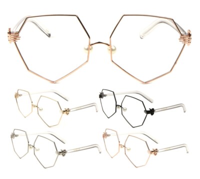 White Geometric Oversized Women’s Sunglasses - Designer Style Kira Oversized Geometric Sunglasses: Women main image 3