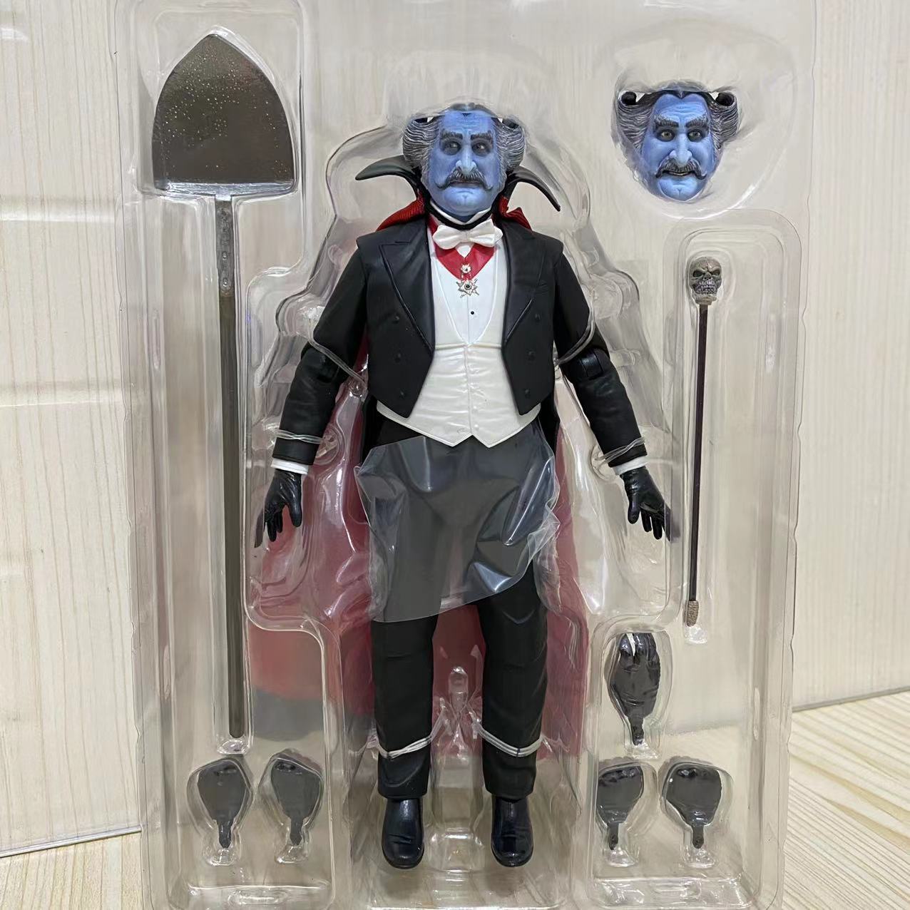 NECA The Munsters Ultimate The Count Action Figure 7