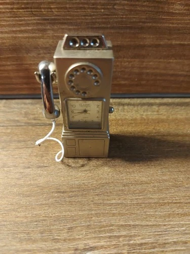 Vtg. Metal Payphone Style Classic Collection Quartz Clock, Please Read