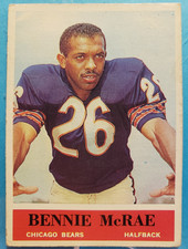 1964 PHILADELPHIA FOOTBALL #21 BENNIE MCRAE - ROOKIE CARD (RC)