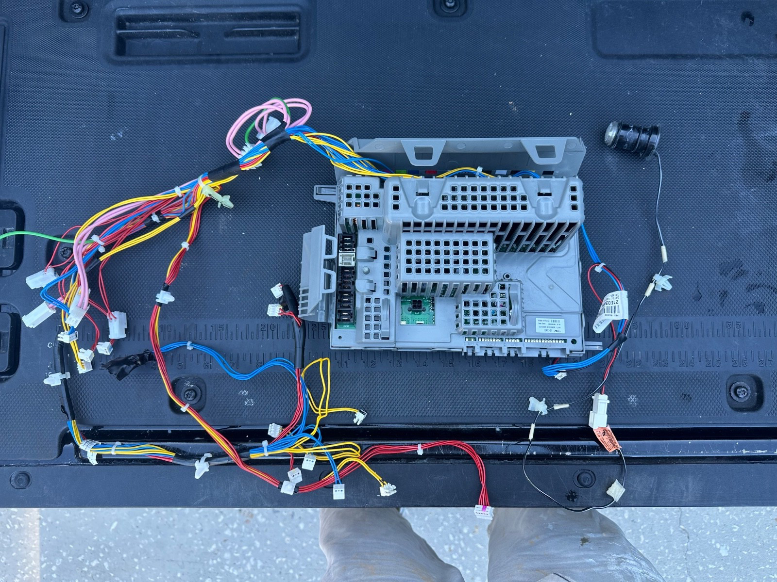 W10598261/W10693611 Whirpool Duet Washer Control Board w/ Wire Harnesses