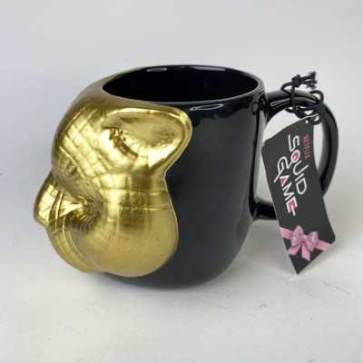 Squid Game Gold VIP Mask Coffee Mug 18 oz NWT Netflix Exclusive