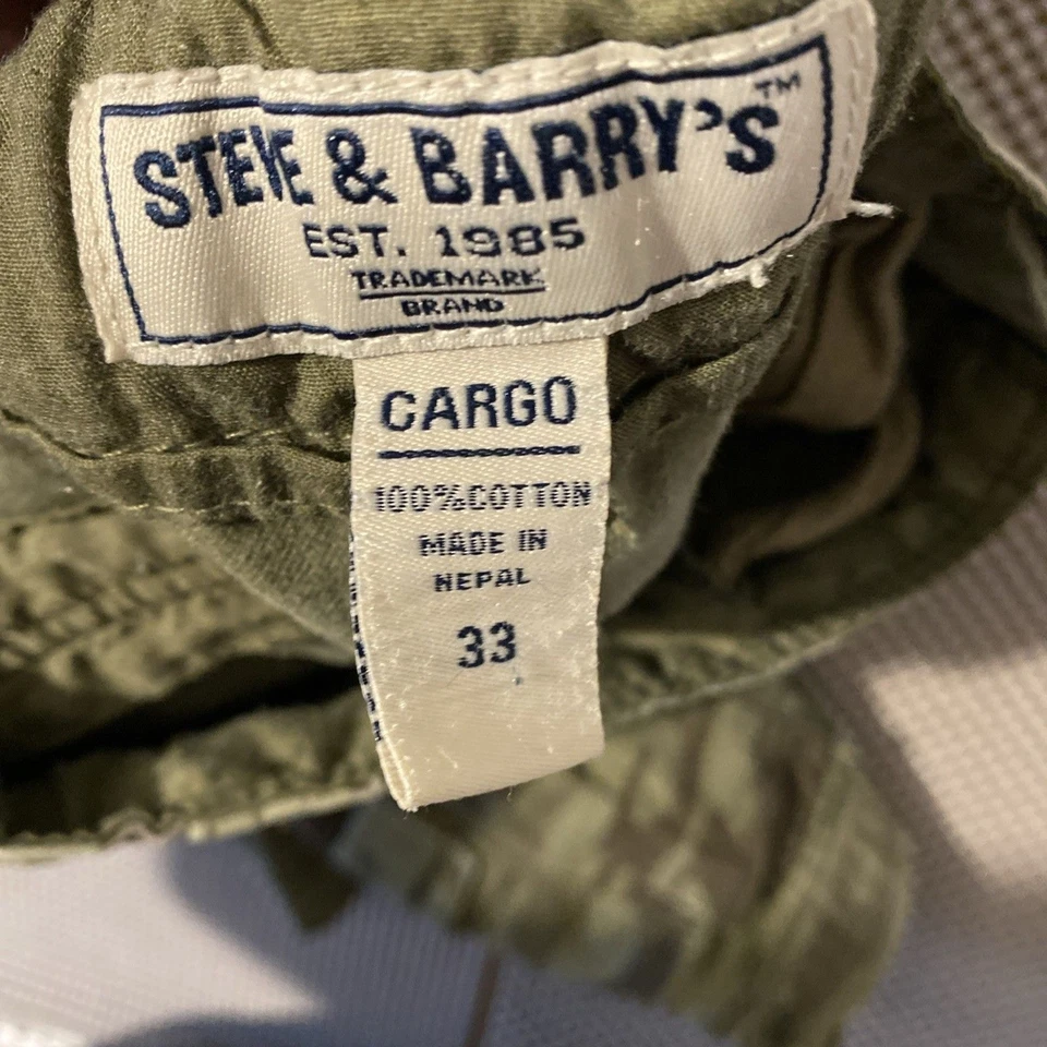 Steve & Barry’s Cargo Shorts Men's Size 33 Camouflage Baggy Y2K Skater RN98572 - Image 4 of 4