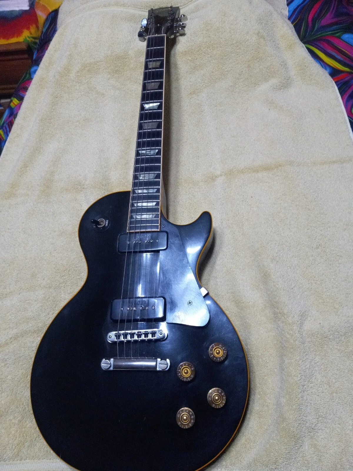 Picture 1 of 3