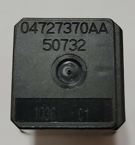 Реле 04727370aa chrysler