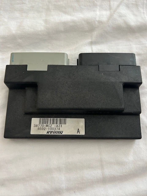 Honda CB900F PGM FI unit 38770-MCZ-A31 - Image 3 of 3