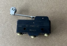 MICRO SWITCH MODEL BZ-2RW82-A2 1/8 HP 125VAC, 1/4HP 250VAC  LOT OF 7 Mexico New