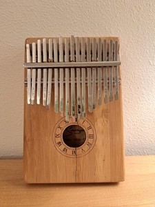 Vintage Singer Kalimba KLB-176, African Thumb Instrument, Has Crack