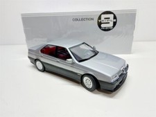 Alfa Romeo 164 Q4 Grigio del 1994 - 1/18 Triple9