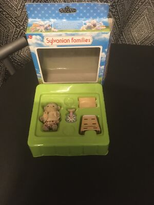 SYLVANIAN MARJORIE'S GYMNASTIC LESSON BY FLAIR VINTAGE