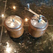 Vintage Salt Shaker  Pepper Mill Grinder, MCM Wood  Chrome Los Angeles