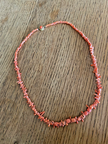 Collier Ancien En Corail Gorgone - Collier Mi-long D'occasion, Bijou Naturel