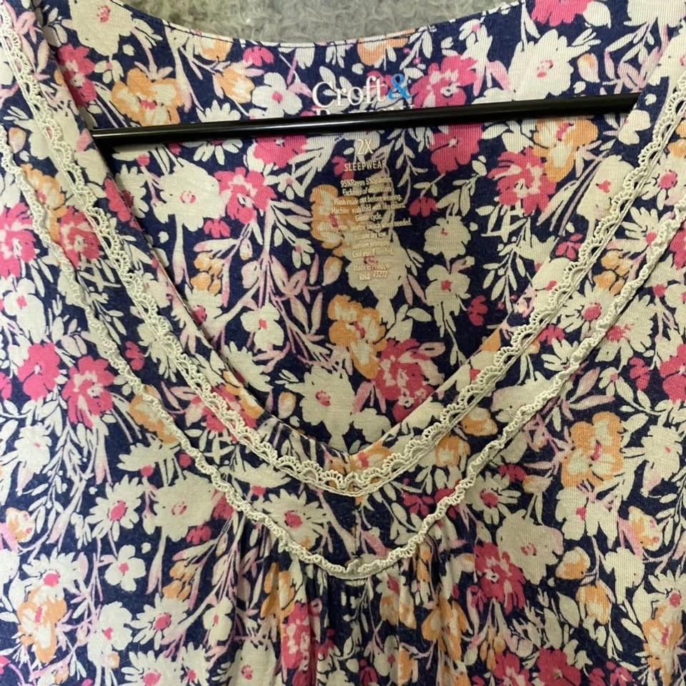 Croft & Barrow Mujer Floral Midi Camisón Ligero Prarie Elástico Plus 2x Foto 3 de 4