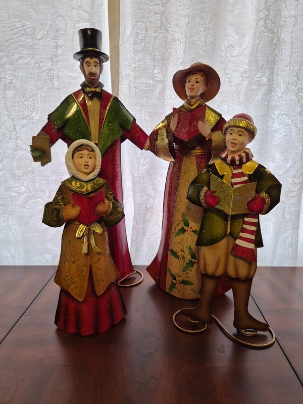 Beautiful Victorian Carol Singing Family 
