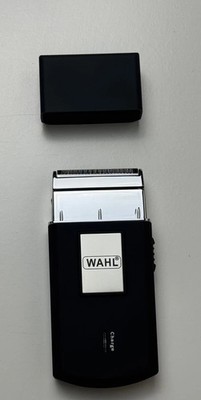 Wahl Travel Shaver Herren Reiserasierer kabellos kompakt Schwarz