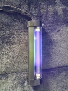 Portable UV BlackLight 6 Inch Battery Op. 
