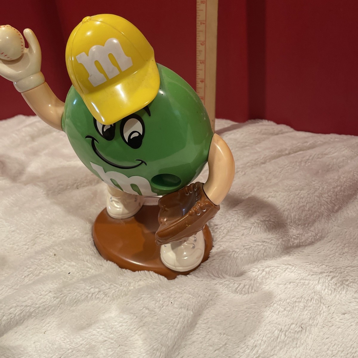 1995 M&M's Limited Edition Sports Baseball Player Candy Dispenser