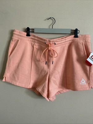 Reebok Woman s Shorts Size XL