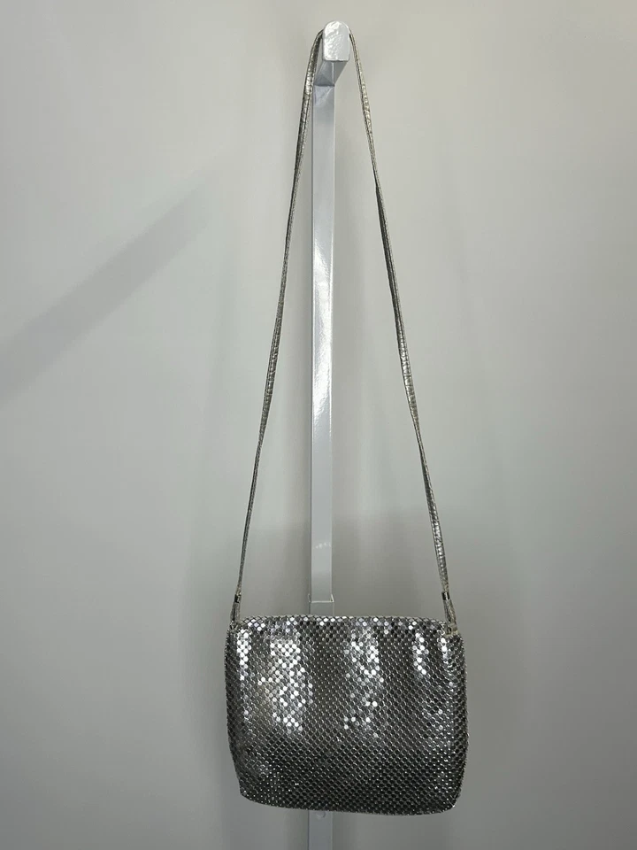 Bolso de mano bandolera de noche de malla con lentejuelas plateadas Bueno para mujer. 1B Foto 2 de 4