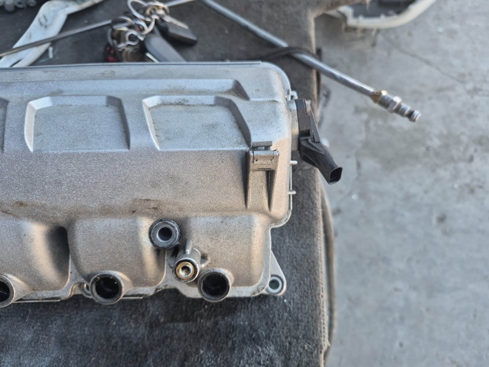 Bentley Flying Spur Right Intake manifold P/N 07P133185K