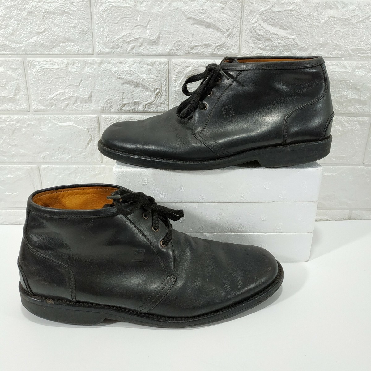 FLEXA Mens Black Mid Top Leather Chukka Ankle Boots Sz US  display picture 1