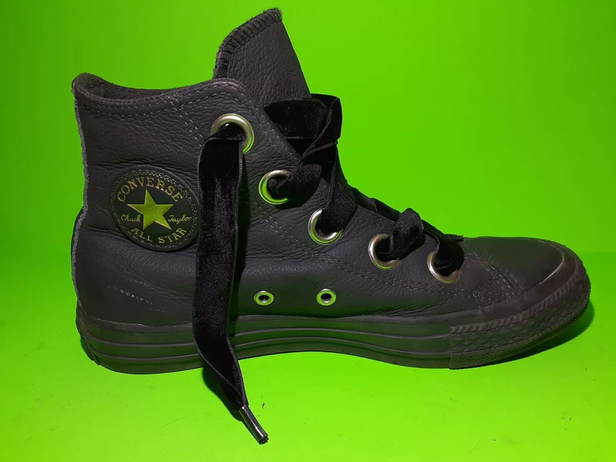 Converse 561686C Womens Left Shoe Size 6 Black Gold Leather Chuck Taylor Allstar