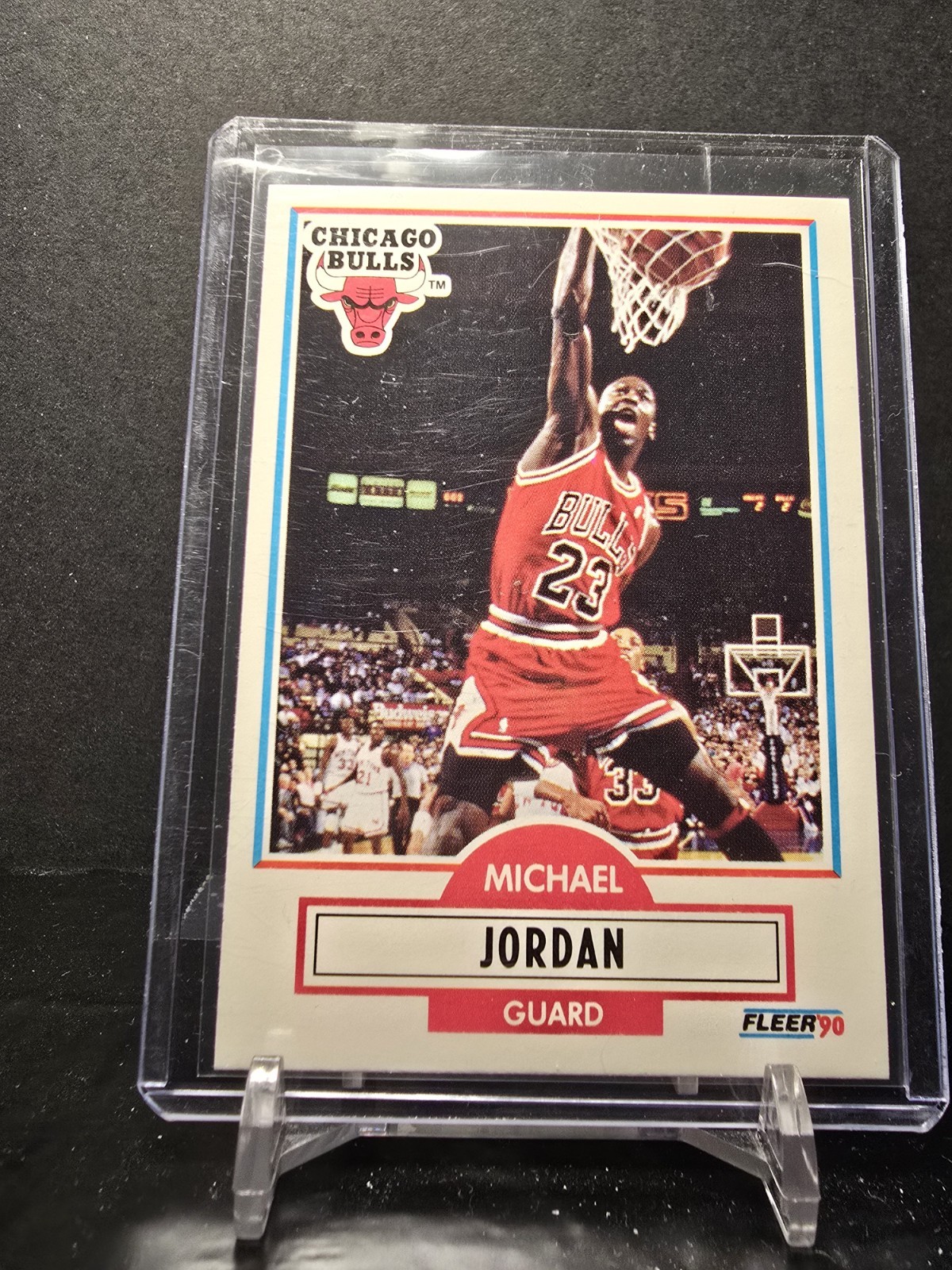 122167 - 1990-91 Fleer - Michael Jordan #26