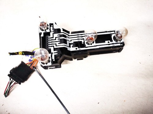 Volkswagen Passat 1998 Tailight Bulb Holder (Lamp Carrier) 3b99452 #1304847-48