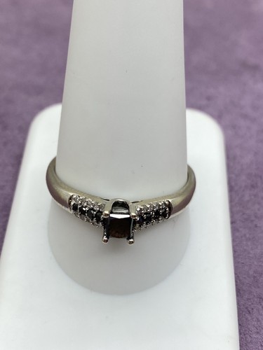 10kt White Gold Black & White Diamond Ring Size 11.25 973619-2 - 第 1/4 張圖片