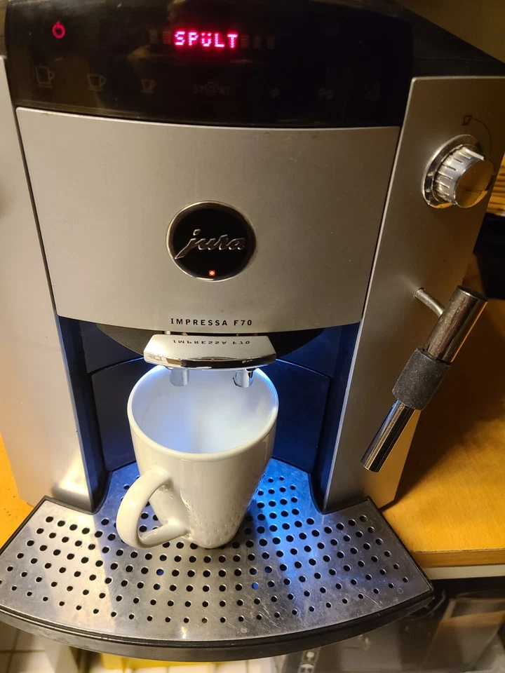 JURA Impressa F70 Kaffeevollautomat - Platin (13969)