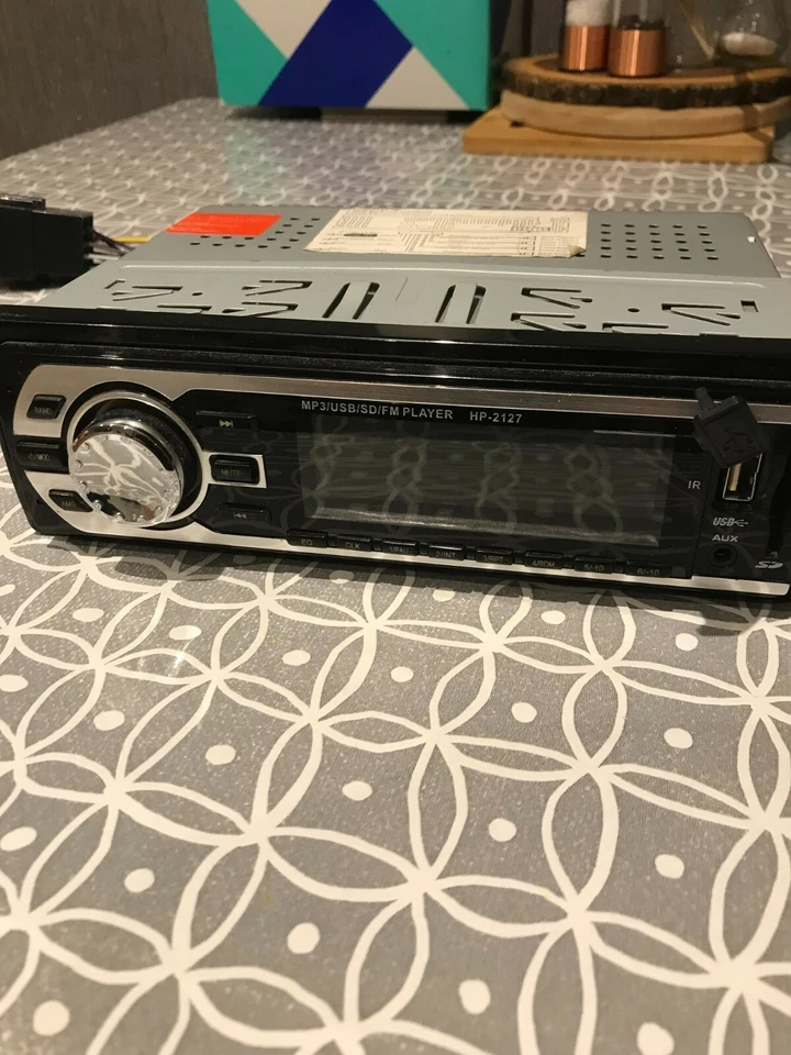 Hp-2127 Eq Vehicle Car Mp3 Player With Usb - Image 2 of 4