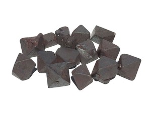 Mineraux Collections Magnetite Octaedre 1 5 A 2 Cm Pierre D Aimant Pec Nu