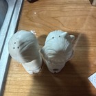 Vintage Ceramic Kneeling Boy & Grl Salt & Pepper Shakers, Japan, Mid 20th Cen.  — photo 3