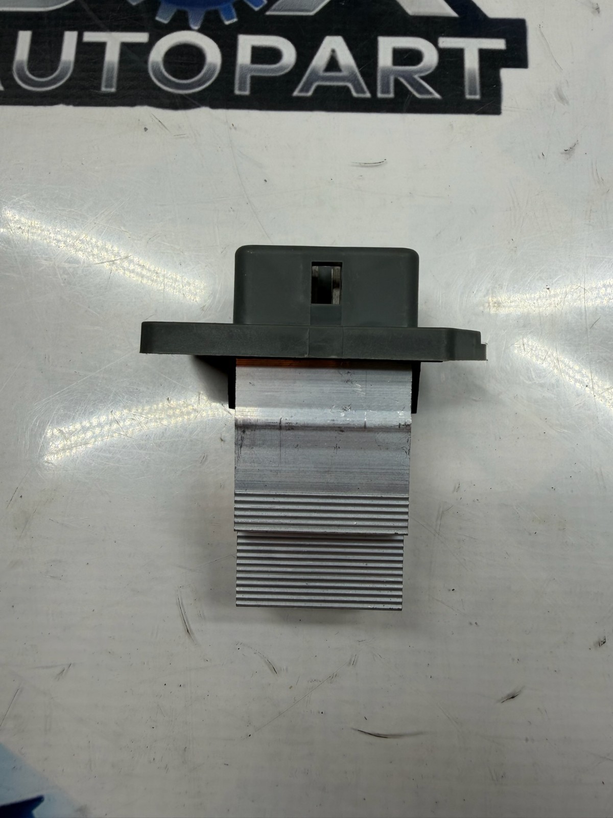 2020-2022 HYUNDAI PALISADE HVAC BLOWER MOTOR RESISTOR OEM