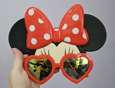 Minnie Mouse Sunglasses